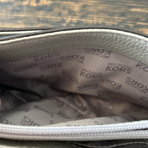 Michael Kors Gray Structured Shoulder Bag with Chain Strap - Picture 9 of 14